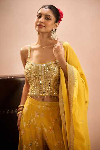 Buy Samyukta Singhania Yellow Brocade Embroidery, Zari Square Neck Floral Woven Palazzo Set Buy_Samyukta Singhania_Yellow Brocade Embroidery, Zari Square Neck Floral Woven Palazzo Set
