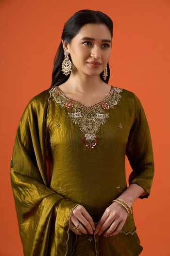 Buy Khwaab By Sanjana Lakhani Green Satin V-neck Floral Neckline Embroidered Kurta Set Buy_Khwaab By Sanjana Lakhani_Green Satin V-neck Floral Neckline Embroidered Kurta Set
