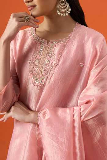 Khwaab By Sanjana Lakhani Pink Silk, Satin Notched Neck, Yes Neckline Embroidered Kurta Set at Aza Fashions Khwaab By Sanjana Lakhani_Pink Silk, Satin Notched Neck, Yes Neckline Embroidered Kurta Set _at_Aza_Fashions