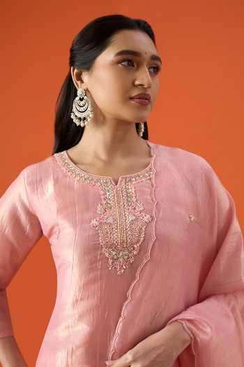 Shop Khwaab By Sanjana Lakhani Pink Silk, Satin Notched Neck, Yes Neckline Embroidered Kurta Set Shop_Khwaab By Sanjana Lakhani_Pink Silk, Satin Notched Neck, Yes Neckline Embroidered Kurta Set