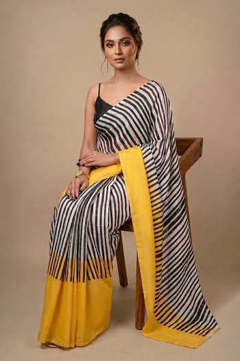 Ellemora Fashions Black Silk V-neck Urban Zebra Saree With Blouse at Aza Fashions Ellemora Fashions_Black Silk V-neck Urban Zebra Saree With Blouse _at_Aza_Fashions
