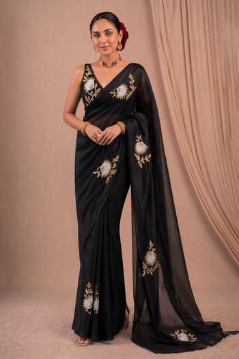Ellemora Fashions Lunar Flora Saree With Blouse 
