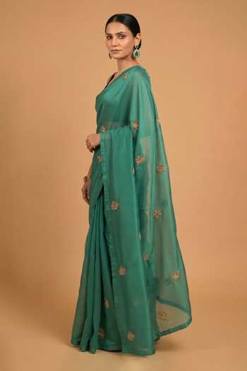 Ellemora Fashions Emerald Green Organza, Viscose Square Neck Bloom Saree With Blouse Online at Aza Fashions Ellemora Fashions_Emerald Green Organza, Viscose Square Neck Bloom Saree With Blouse _Online_at_Aza_Fashions