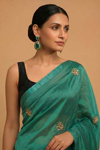 Shop Ellemora Fashions Emerald Green Organza, Viscose Square Neck Bloom Saree With Blouse Online at Aza Fashions Shop_Ellemora Fashions_Emerald Green Organza, Viscose Square Neck Bloom Saree With Blouse _Online_at_Aza_Fashions