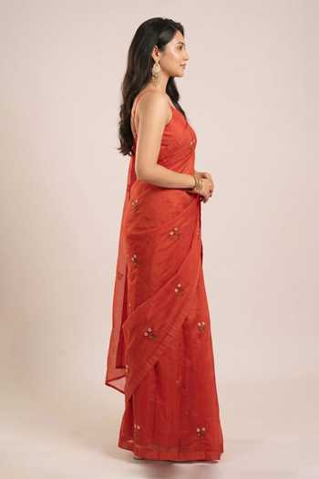 Buy_Ellemora Fashions_Red Organza, Viscose V-neck Flame Flower Saree With Blouse _Online_at_Aza_Fashions