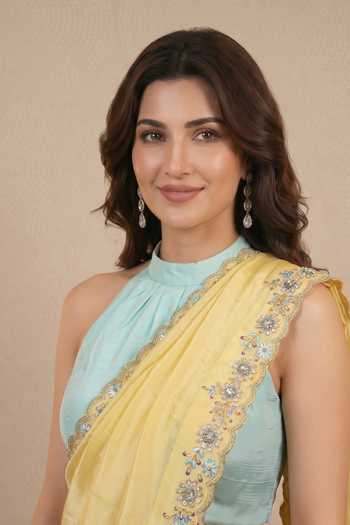 Ellemora Fashions_Yellow Crepe Halter Neck Butter Bloom Border Embroidered Saree With Blouse _at_Aza_Fashions