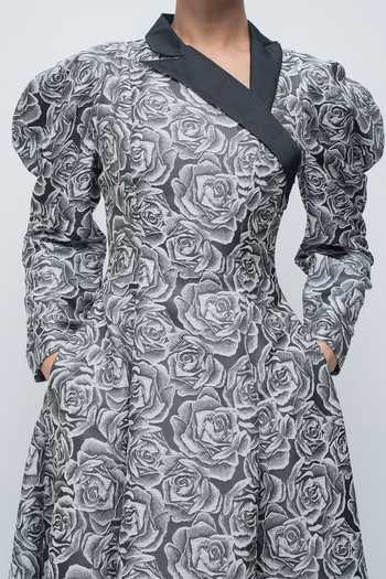Leh Studios Black Viscose, Polyester Collared Neck Kavy Dress at Aza Fashions Leh Studios_Black Viscose, Polyester Collared Neck Kavy Dress _at_Aza_Fashions