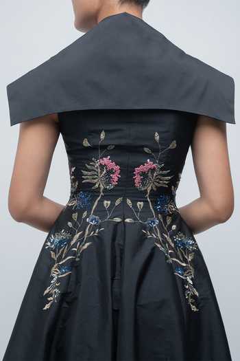 Buy Leh Studios Black Taffeta Collared Neck Jenna Midi Dress Buy_Leh Studios_Black Taffeta Collared Neck Jenna Midi Dress