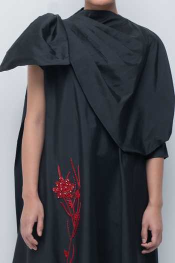 Leh Studios Black Viscose, Polyester Estelle Dress at Aza Fashions Leh Studios_Black Viscose, Polyester Estelle Dress _at_Aza_Fashions