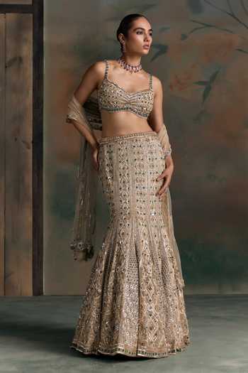 Shop Opus Atelier Gold Net, Lycra Sweetheart Neck Embroidered Lehenga Set Online at Aza Fashions Shop_Opus Atelier_Gold Net, Lycra Sweetheart Neck Embroidered Lehenga Set _Online_at_Aza_Fashions