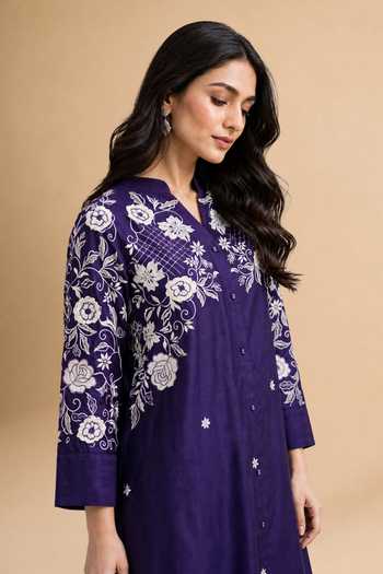 Origani Purple Chanderi Silk Mandarin Collar, Yes Embroidered Kurta And Pant Set at Aza Fashions Origani_Purple Chanderi Silk Mandarin Collar, Yes Embroidered Kurta And Pant Set _at_Aza_Fashions