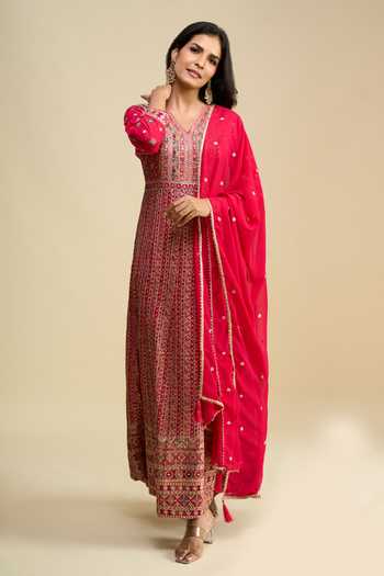 Khwaab By Sanjana Lakhani Pink Georgette V-neck Hand Embroidered Anarkali With Dupatta at Aza Fashions Khwaab By Sanjana Lakhani_Pink Georgette V-neck Hand Embroidered Anarkali With Dupatta _at_Aza_Fashions