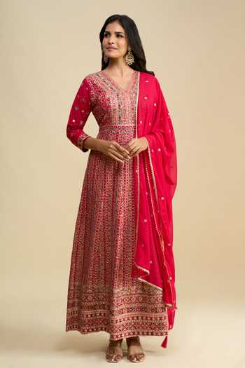 Buy Khwaab By Sanjana Lakhani Pink Georgette V-neck Hand Embroidered Anarkali With Dupatta Buy_Khwaab By Sanjana Lakhani_Pink Georgette V-neck Hand Embroidered Anarkali With Dupatta