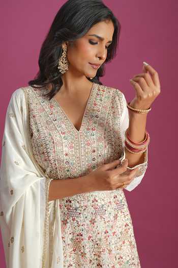 Buy Khwaab By Sanjana Lakhani White Georgette V-neck Hand Embroidered Anarkali And Dupatta Set Buy_Khwaab By Sanjana Lakhani_White Georgette V-neck Hand Embroidered Anarkali And Dupatta Set