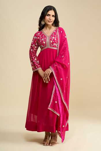Khwaab By Sanjana Lakhani Pink Georgette V-neck Hand Embroidered Anarkali With Dupatta Online at Aza Fashions Khwaab By Sanjana Lakhani_Pink Georgette V-neck Hand Embroidered Anarkali With Dupatta _Online_at_Aza_Fashions