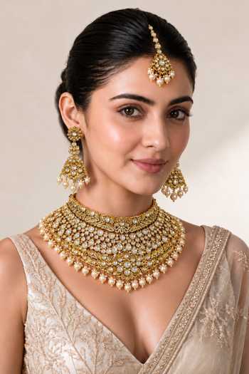 Vivinia By Vidhi Mehra Pearl Kundan Necklace Set 