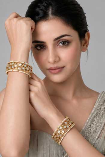 Vivinia By Vidhi Mehra Kundan Pearl Leaf 1 Pair Of Bangles 