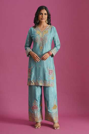 Buy Khwaab By Sanjana Lakhani Blue Chinon V-neck, Yes Hand Embroidered Kurta Set Online at Aza Fashions Buy_Khwaab By Sanjana Lakhani_Blue Chinon V-neck, Yes Hand Embroidered Kurta Set _Online_at_Aza_Fashions