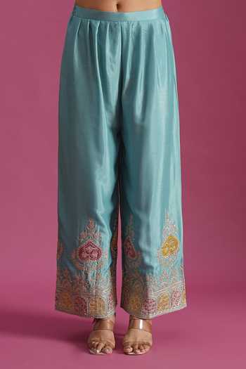 Shop Khwaab By Sanjana Lakhani Blue Chinon V-neck, Yes Hand Embroidered Kurta Set Shop_Khwaab By Sanjana Lakhani_Blue Chinon V-neck, Yes Hand Embroidered Kurta Set