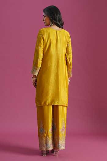 Khwaab By Sanjana Lakhani Hand Embroidered Kurta Set 