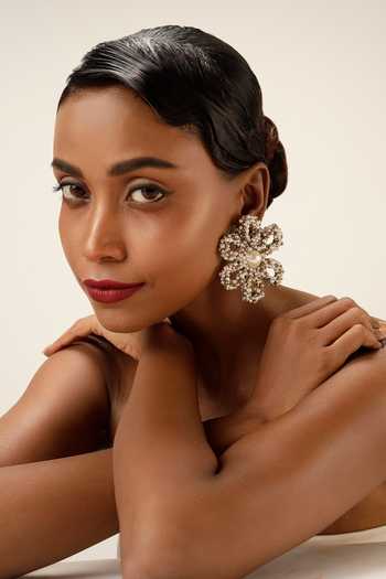 Bijoux By Priya Chandna Pearl Bloom Stud Earrings 