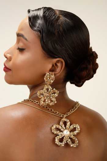 Shop_Bijoux By Priya Chandna_Gold Plated Daisy Drop Earrings _Online_at_Aza_Fashions