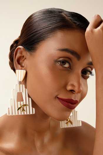 Buy Bijoux By Priya Chandna White Deco Bird Drop Earrings Online at Aza Fashions Buy_Bijoux By Priya Chandna_White Deco Bird Drop Earrings _Online_at_Aza_Fashions