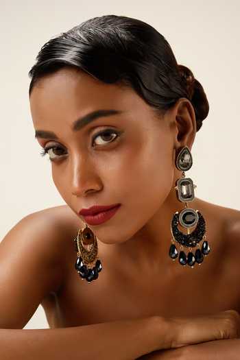 Bijoux By Priya Chandna Royal Frame Chandelier Earrings 