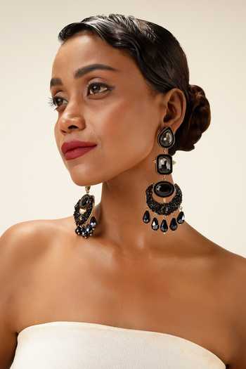 Bijoux By Priya Chandna Royal Frame Chandelier Earrings 