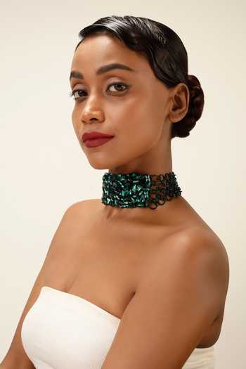 Bijoux By Priya Chandna_Emerald Green Starlit Collar Choker _Online_at_Aza_Fashions