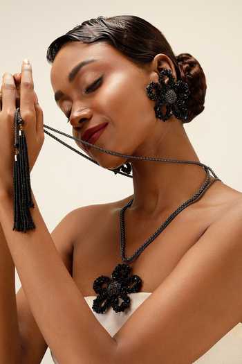 Buy Bijoux By Priya Chandna Black Sable Petal Tassel Necklace Online at Aza Fashions Buy_Bijoux By Priya Chandna_Black Sable Petal Tassel Necklace _Online_at_Aza_Fashions