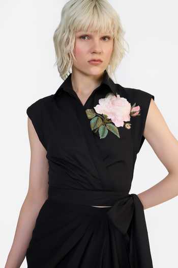 Gauri & Nainika Black Cotton Collared Neck Surplice Cropped Embroidered Shirt at Aza Fashions Gauri & Nainika_Black Cotton Collared Neck Surplice Cropped Embroidered Shirt _at_Aza_Fashions
