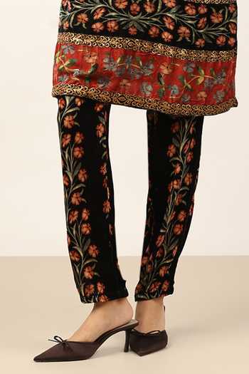 Ritu Kumar Green Silk, Velvet Mandarin Collar, Yes Black Rust Albina Kurta With Pant at Aza Fashions Ritu Kumar_Green Silk, Velvet Mandarin Collar, Yes Black Rust Albina Kurta With Pant _at_Aza_Fashions