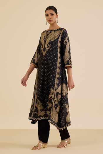 Buy Ritu Kumar Black Silk, Crepe, Rayon, Viscose, Chinon And Beige Dancing Paisley Kurta Set Online at Aza Fashions Buy_Ritu Kumar_Black Silk, Crepe, Rayon, Viscose, Chinon And Beige Dancing Paisley Kurta Set _Online_at_Aza_Fashions