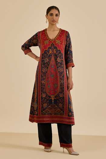 Ritu Kumar Black Silk, Rayon, Viscose V-neck And Burgundy Apsara Kurta Set at Aza Fashions Ritu Kumar_Black Silk, Rayon, Viscose V-neck And Burgundy Apsara Kurta Set _at_Aza_Fashions
