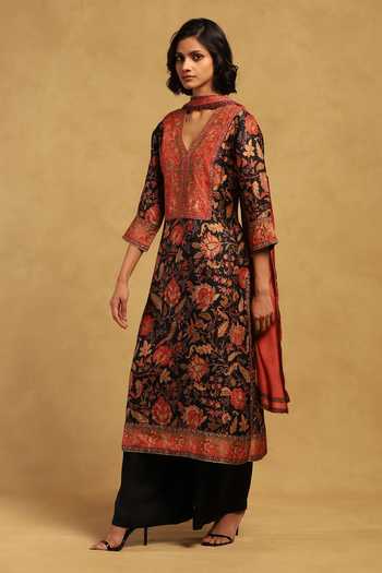 Shop Ritu Kumar Black Silk, Crepe, Viscose V-neck Tree Of Life Kurta Set Online at Aza Fashions Shop_Ritu Kumar_Black Silk, Crepe, Viscose V-neck Tree Of Life Kurta Set _Online_at_Aza_Fashions
