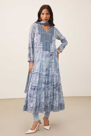 Shop Ritu Kumar Blue Cotton, Viscose, Lycra, Jersey Split V-neck Achhara Kurta Leggings Set Online at Aza Fashions Shop_Ritu Kumar_Blue Cotton, Viscose, Lycra, Jersey Split V-neck Achhara Kurta Leggings Set _Online_at_Aza_Fashions