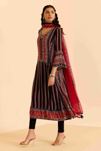 Ritu Kumar Black Crepe, Chiffon, Viscose, Lycra, Jersey Tribal Print Kurta Leggings Set Online at Aza Fashions Ritu Kumar_Black Crepe, Chiffon, Viscose, Lycra, Jersey Tribal Print Kurta Leggings Set _Online_at_Aza_Fashions