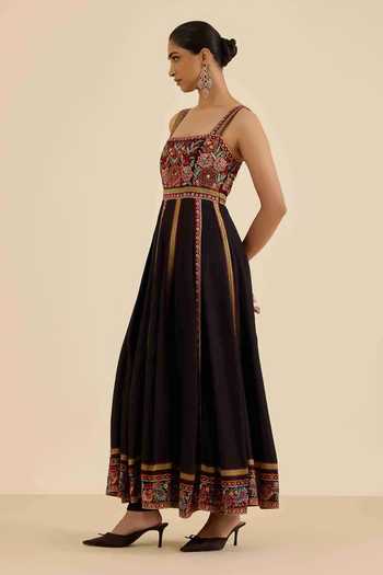 Buy Ritu Kumar Black Crepe, Chiffon, Viscose, Lycra Square Neck, Yes Sasha Kurta Leggings Set Online at Aza Fashions Buy_Ritu Kumar_Black Crepe, Chiffon, Viscose, Lycra Square Neck, Yes Sasha Kurta Leggings Set _Online_at_Aza_Fashions