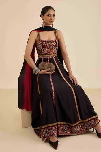 Shop Ritu Kumar Black Crepe, Chiffon, Viscose, Lycra Square Neck, Yes Sasha Kurta Leggings Set Online at Aza Fashions Shop_Ritu Kumar_Black Crepe, Chiffon, Viscose, Lycra Square Neck, Yes Sasha Kurta Leggings Set _Online_at_Aza_Fashions
