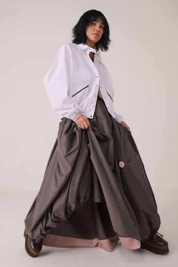 Buy Chillosophy White Poplin Collared Neck Mio Zip Pocketed Shacket Online at Aza Fashions Buy_Chillosophy_White Poplin Collared Neck Mio Zip Pocketed Shacket _Online_at_Aza_Fashions