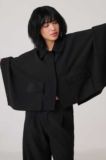 Shop Chillosophy Black Crepe Collared Neck Nami Cropped Cape Style Shacket Online at Aza Fashions Shop_Chillosophy_Black Crepe Collared Neck Nami Cropped Cape Style Shacket _Online_at_Aza_Fashions
