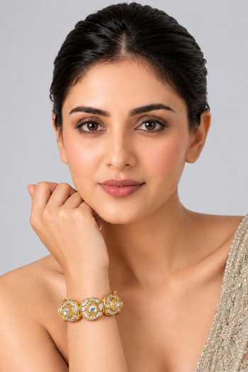 Vivinia By Vidhi Mehra Moissanite Polki Statement Bracelet