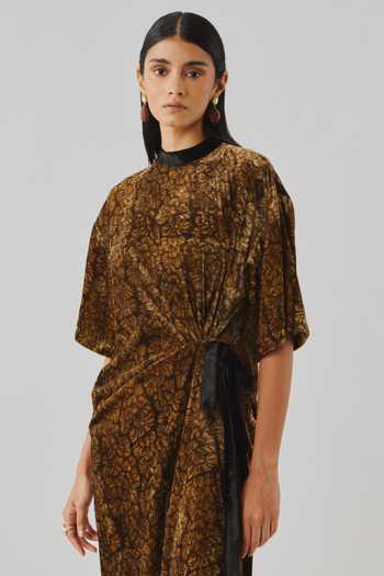 Aroka Gold Velvet Round Neck Bronze Hour T Shirt Dress Online at Aza Fashions Aroka_Gold Velvet Round Neck Bronze Hour T Shirt Dress _Online_at_Aza_Fashions