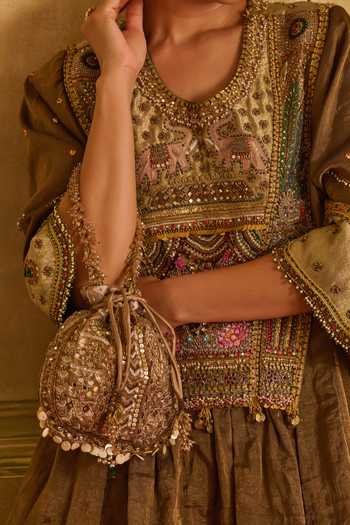 Doux Amour Ruhani Embellished Potli