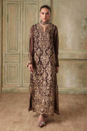 Label Niti Bothra Brown Organza Split V-neck Zar-rang Jaal Kaftan Set at Aza Fashions Label Niti Bothra_Brown Organza Split V-neck Zar-rang Jaal Kaftan Set _at_Aza_Fashions
