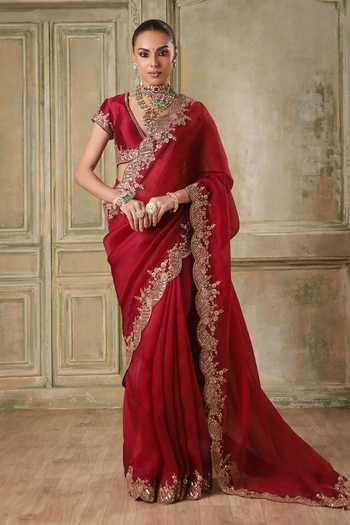 Label Niti Bothra Zar-Rang Maroon Scallop Border Saree Set 