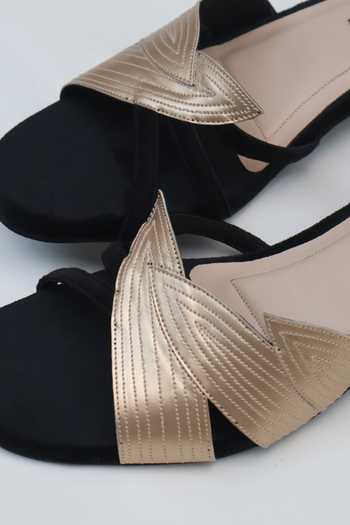 Shradha Hedau Footwear Couture Black Karis Leafy Strap Block Heels at Aza Fashions Shradha Hedau Footwear Couture_Black Karis Leafy Strap Block Heels _at_Aza_Fashions