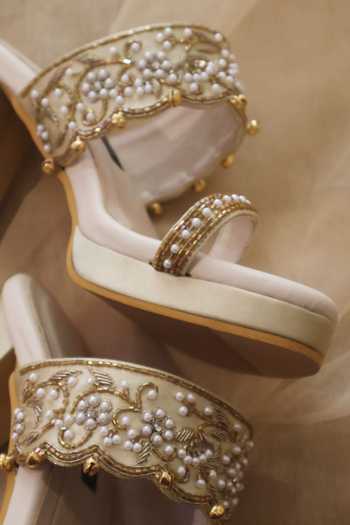 Shradha Hedau Footwear Couture Gold Ananya Embroidered Block Heels Online at Aza Fashions Shradha Hedau Footwear Couture_Gold Ananya Embroidered Block Heels _Online_at_Aza_Fashions