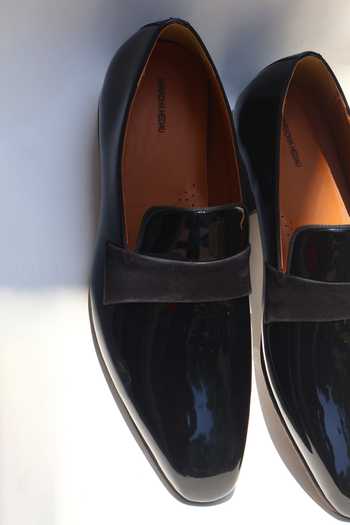 Buy Shradha Hedau Footwear Couture Black Stan Moccasin Loafers Buy_Shradha Hedau Footwear Couture_Black Stan Moccasin Loafers